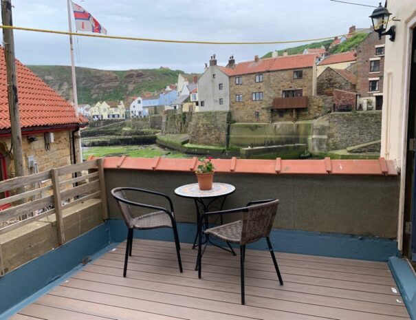 Lifeboat Cottage - Terrace