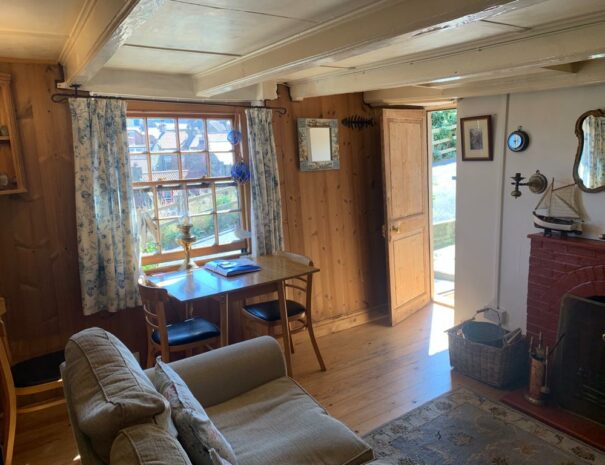 Fishermans Cottage Living Room